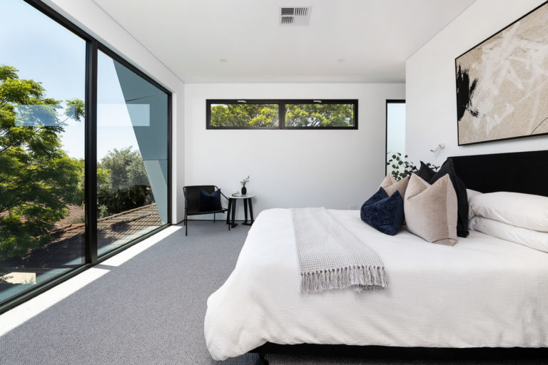 3 Lakeway Street gallery