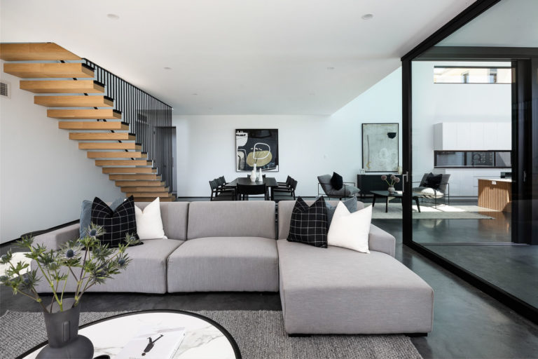 3 Lakeway Street gallery