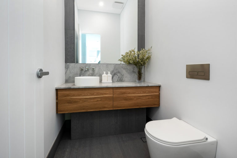 3 Lakeway Street gallery