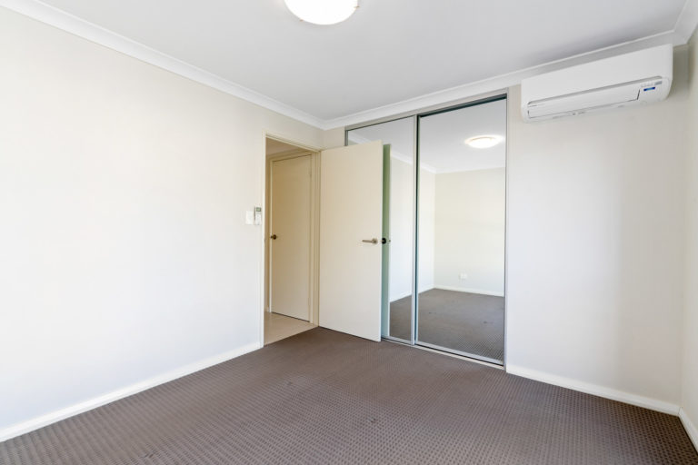 5/46 East Street gallery