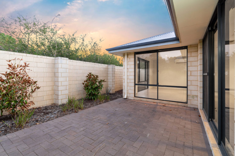 21 Mariposa Gardens gallery