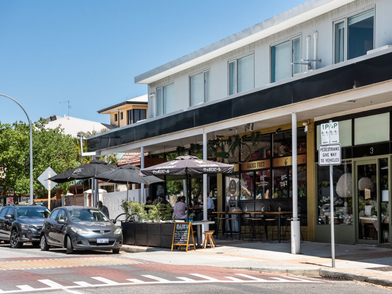 128 Hampton Road gallery