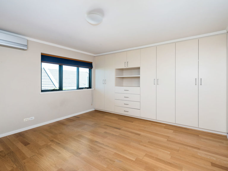 65 Rule Street gallery