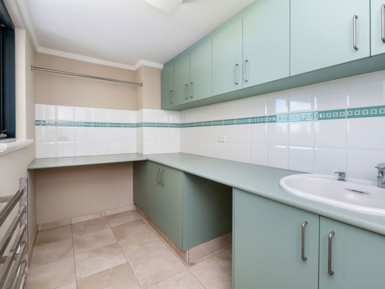 65 Rule Street gallery