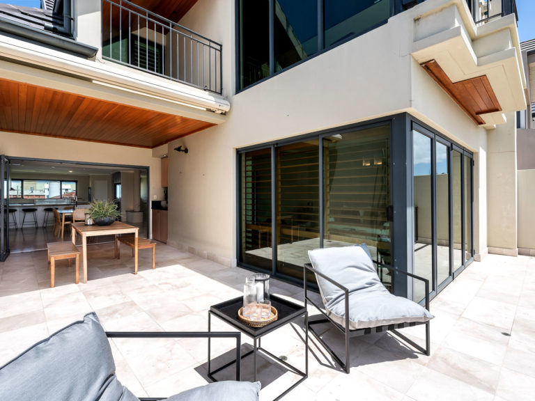 65 Rule Street gallery