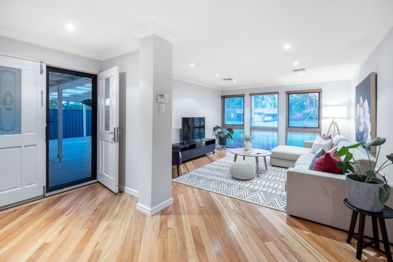 12 Derwent Place gallery