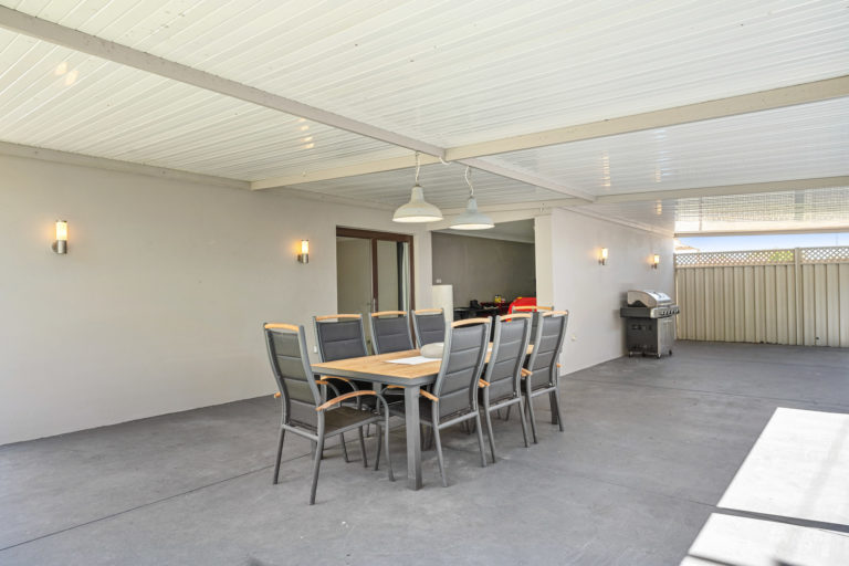 2 Currawong Way gallery