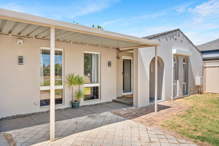 2 Currawong Way gallery