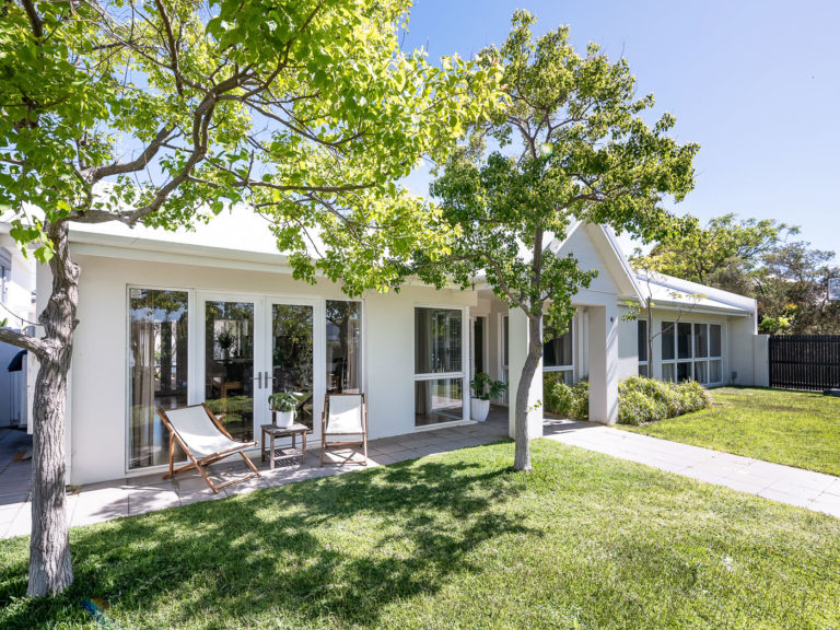 5 Florence Street gallery