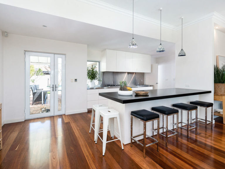 5 Florence Street gallery