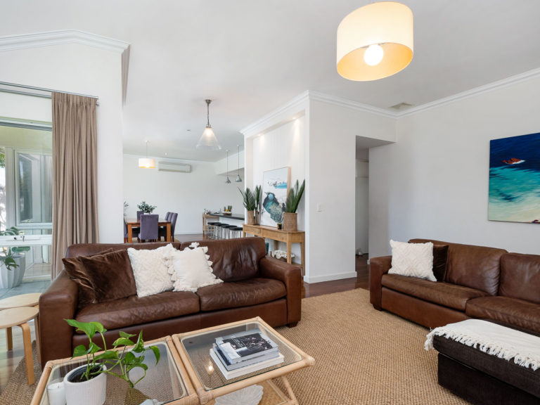 5 Florence Street gallery