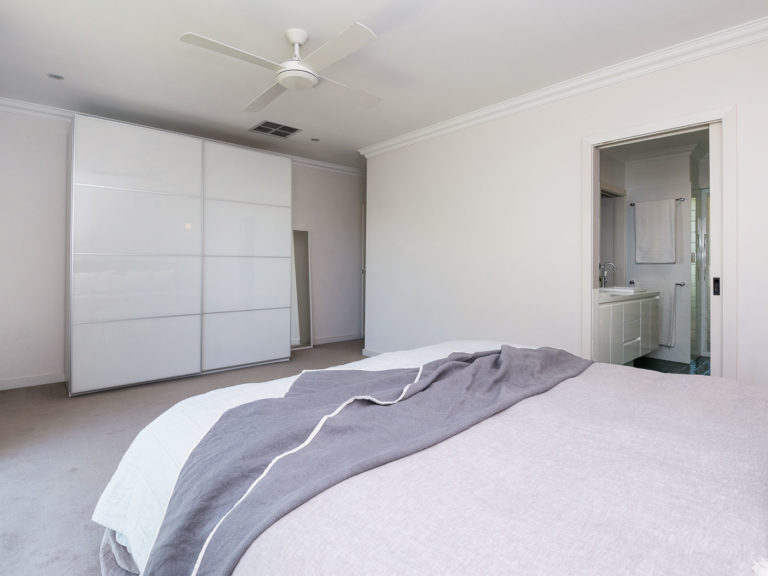 5 Florence Street gallery