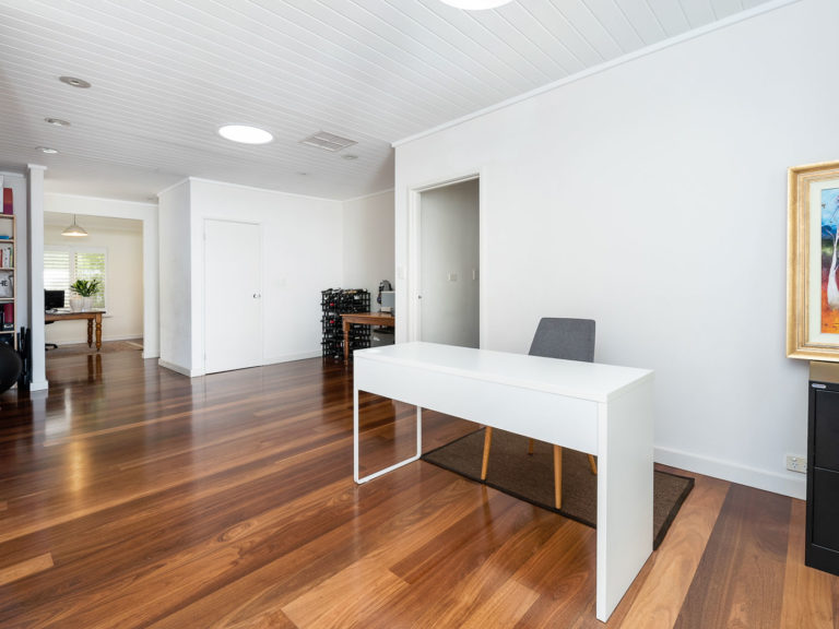 5 Florence Street gallery