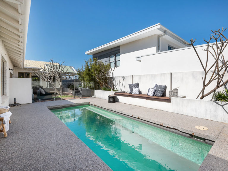 5 Florence Street gallery