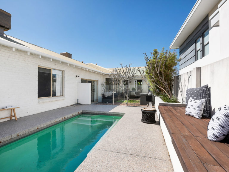 5 Florence Street gallery