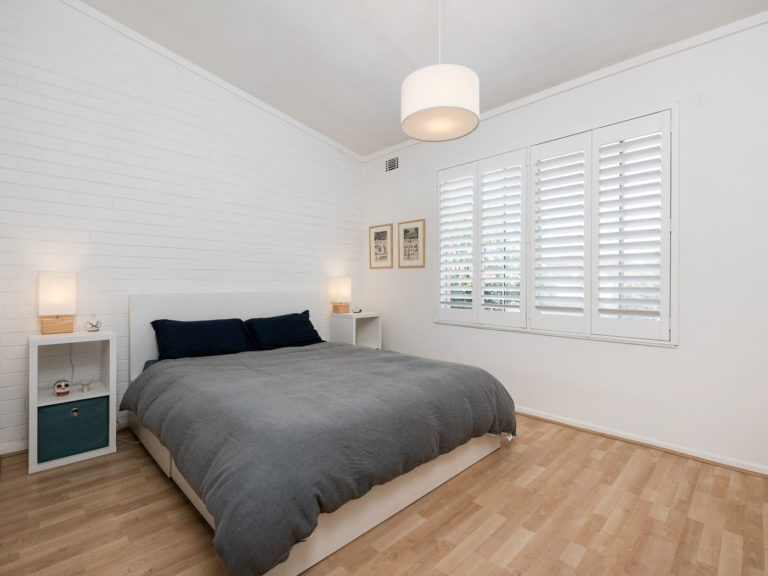 14/17 Glyde Street gallery