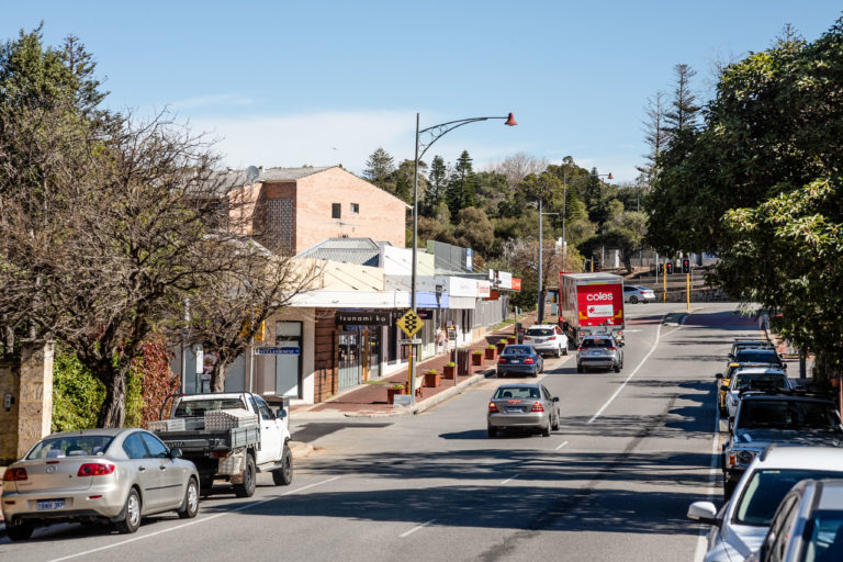 14/17 Glyde Street gallery