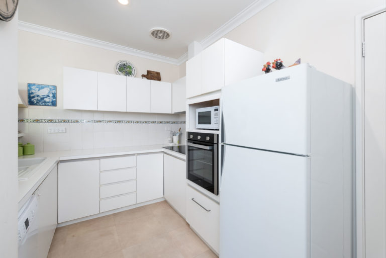 3/3 Doonan Road gallery