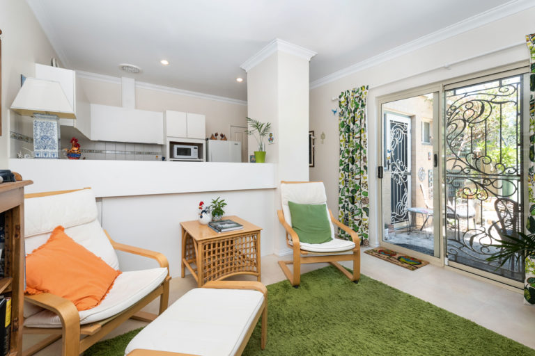 3/3 Doonan Road gallery