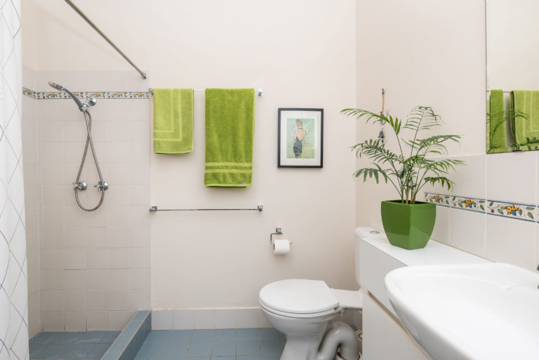 3/3 Doonan Road gallery