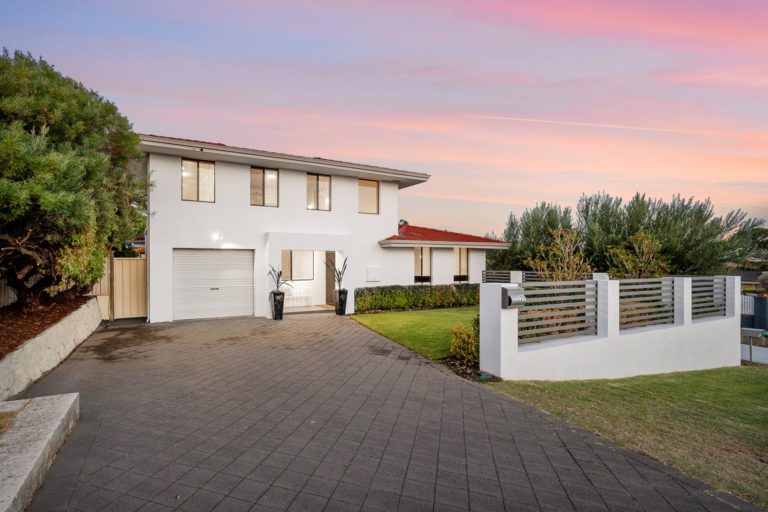 20 Prowse Street gallery