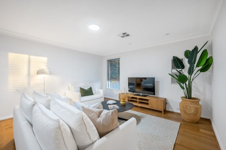 20 Prowse Street gallery