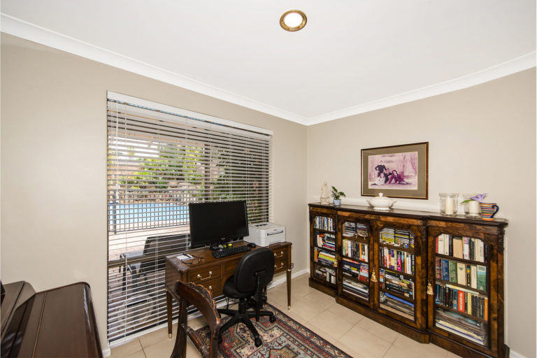 42 Valencia Avenue gallery