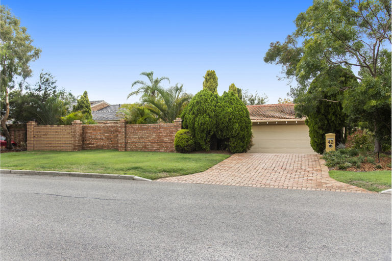 42 Valencia Avenue gallery