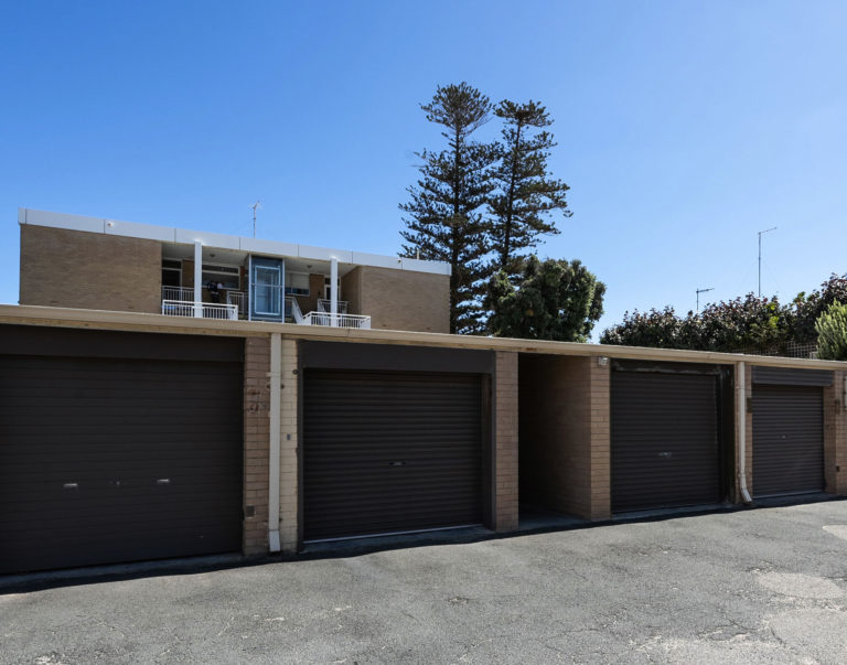 5/76 Marine Parade gallery