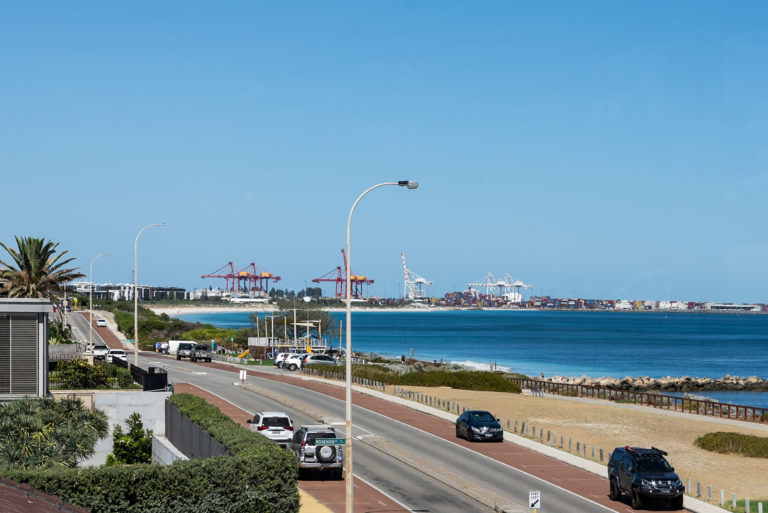 5/76 Marine Parade gallery