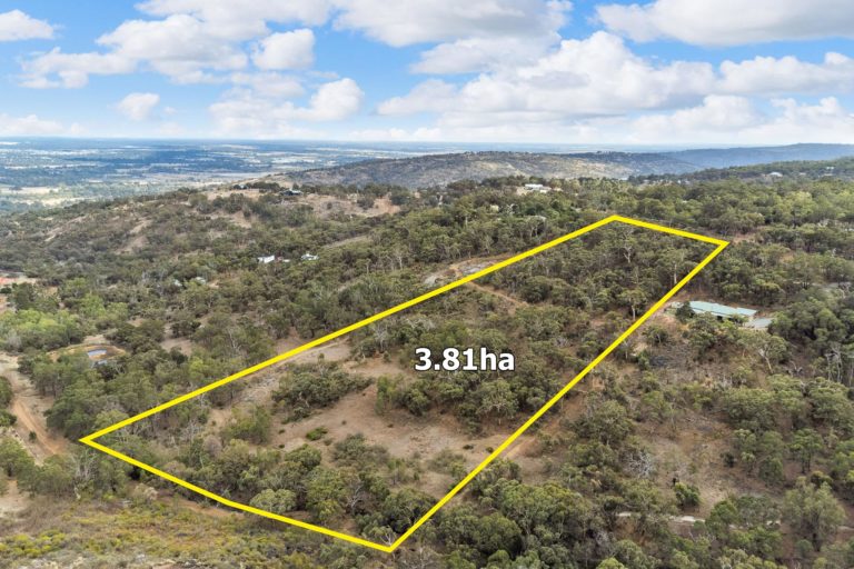 38 Tarbenian Way gallery