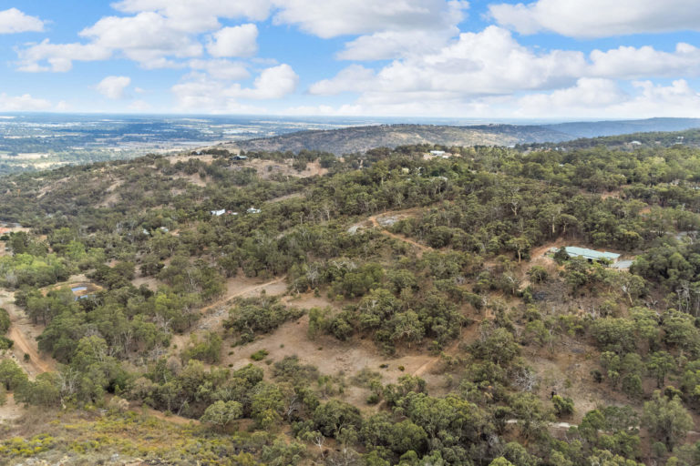 38 Tarbenian Way gallery