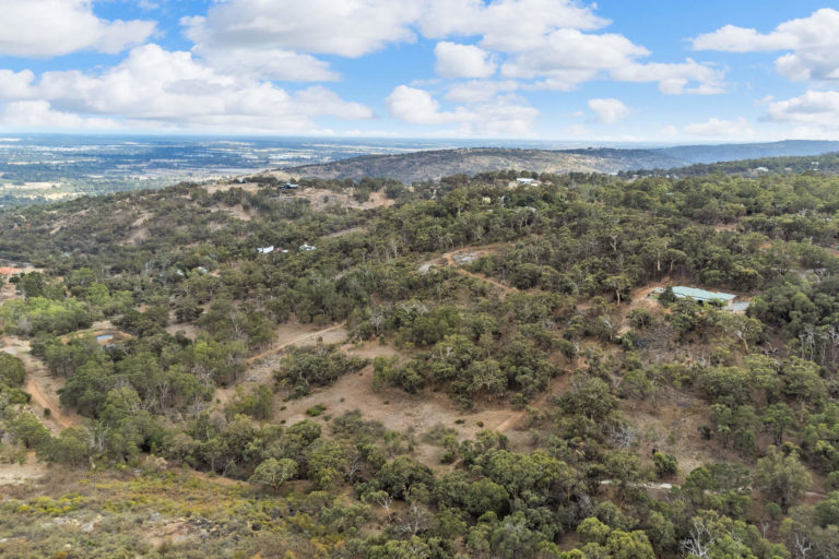 38 Tarbenian Way gallery