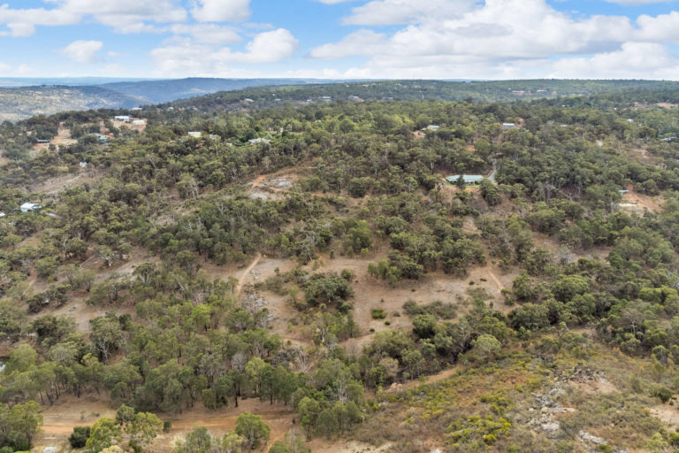 38 Tarbenian Way gallery