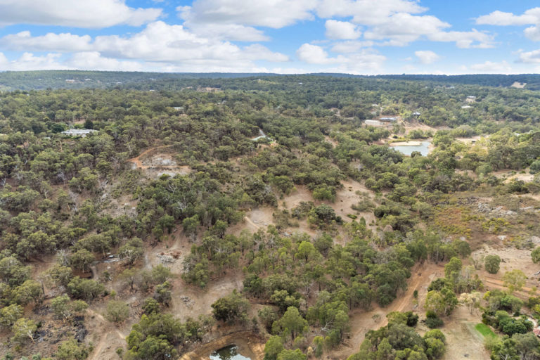 38 Tarbenian Way gallery