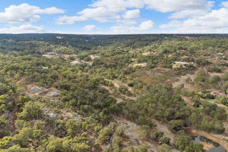 38 Tarbenian Way gallery