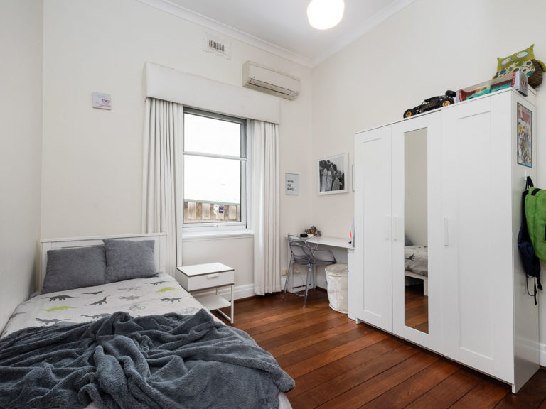 77 Meriwa Street gallery