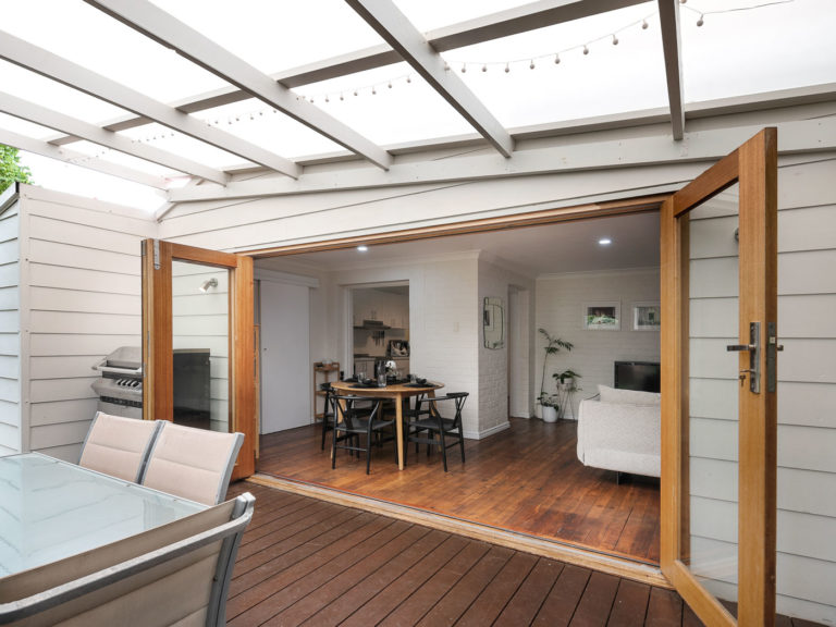 77 Meriwa Street gallery