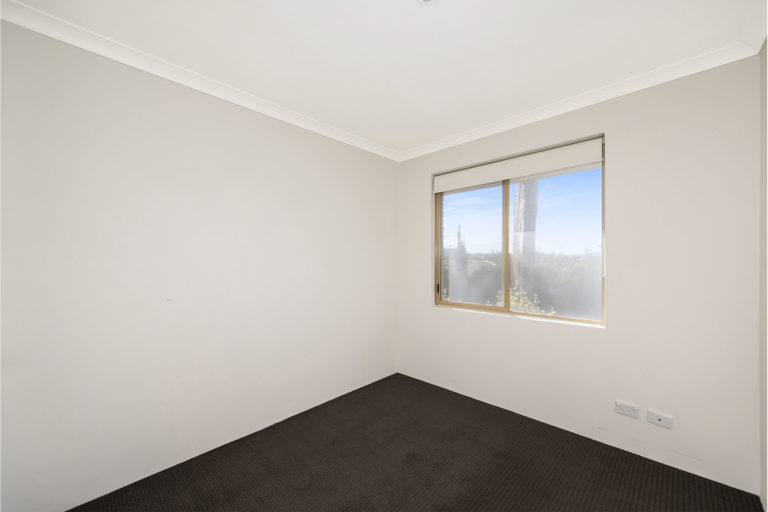 20/15 Jugan Street gallery