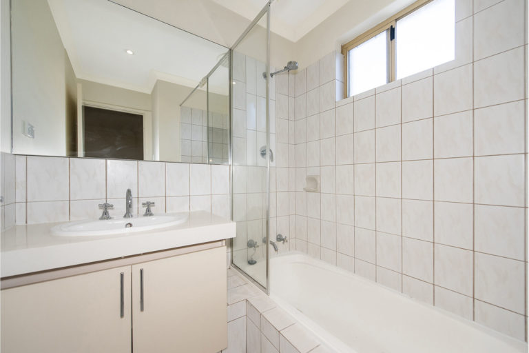 20/15 Jugan Street gallery