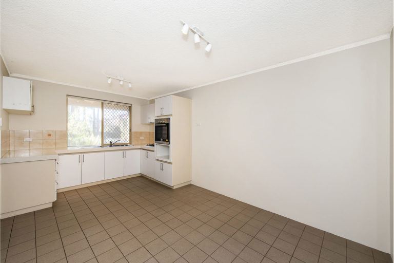 20/15 Jugan Street gallery