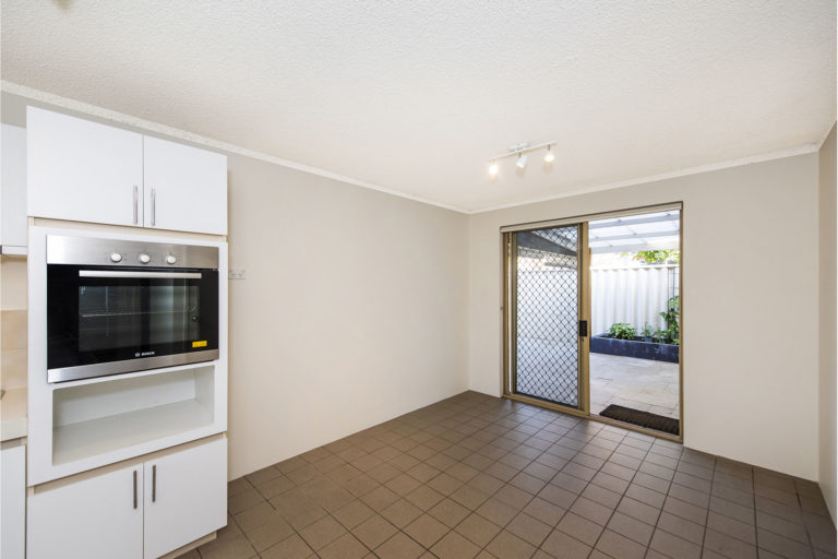 20/15 Jugan Street gallery