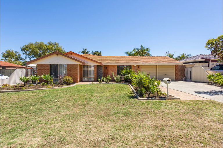 21 Kingfisher Avenue gallery