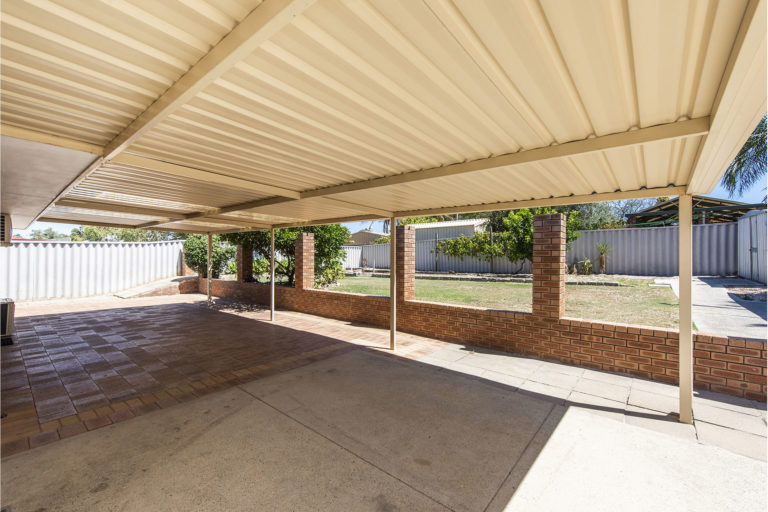 21 Kingfisher Avenue gallery