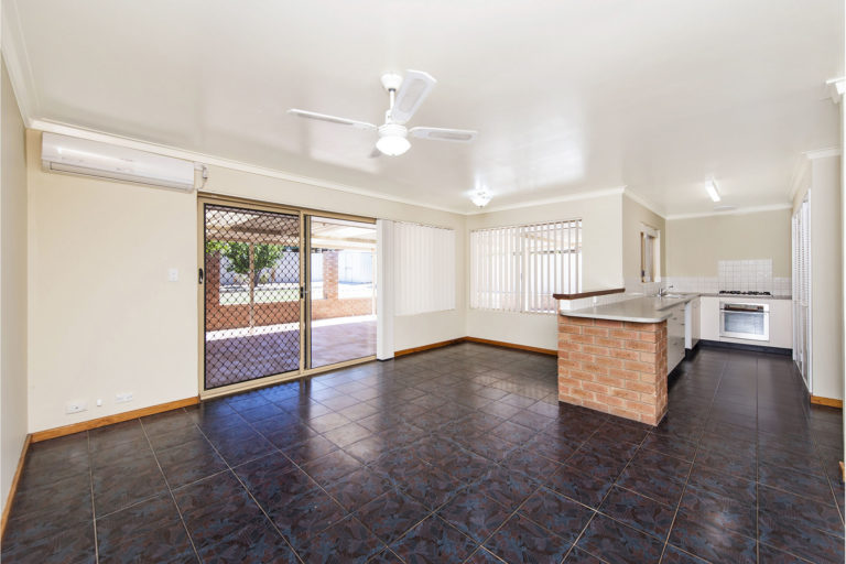 21 Kingfisher Avenue gallery