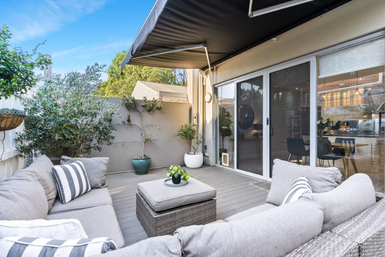 53 West Parade gallery