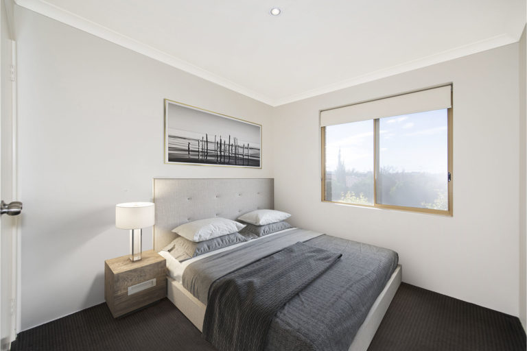 20/15 Jugan Street gallery