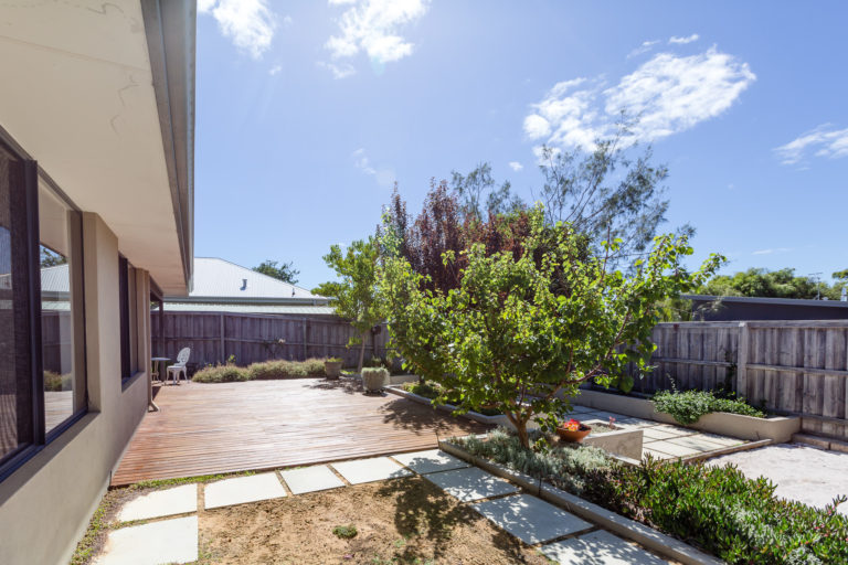 37 Halcyon Crescent gallery