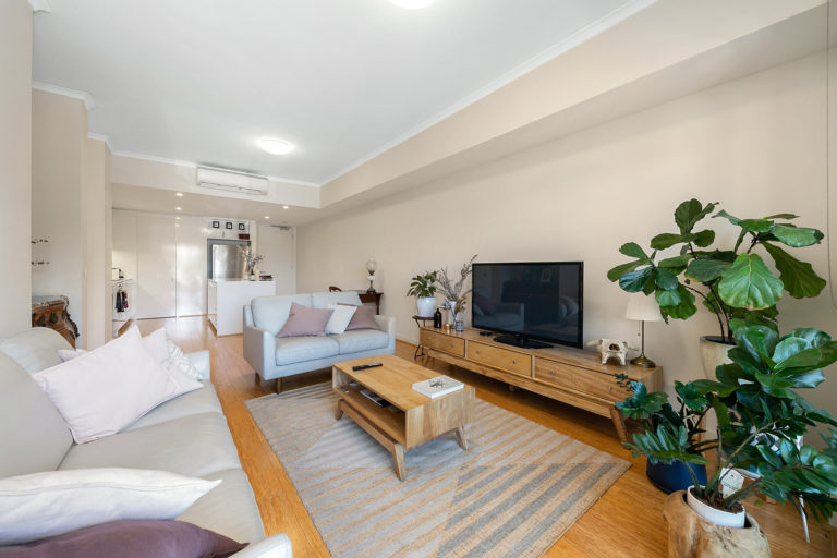 63/1 Silas Street gallery