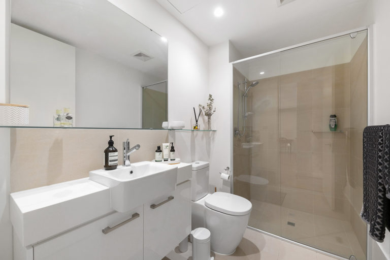 63/1 Silas Street gallery